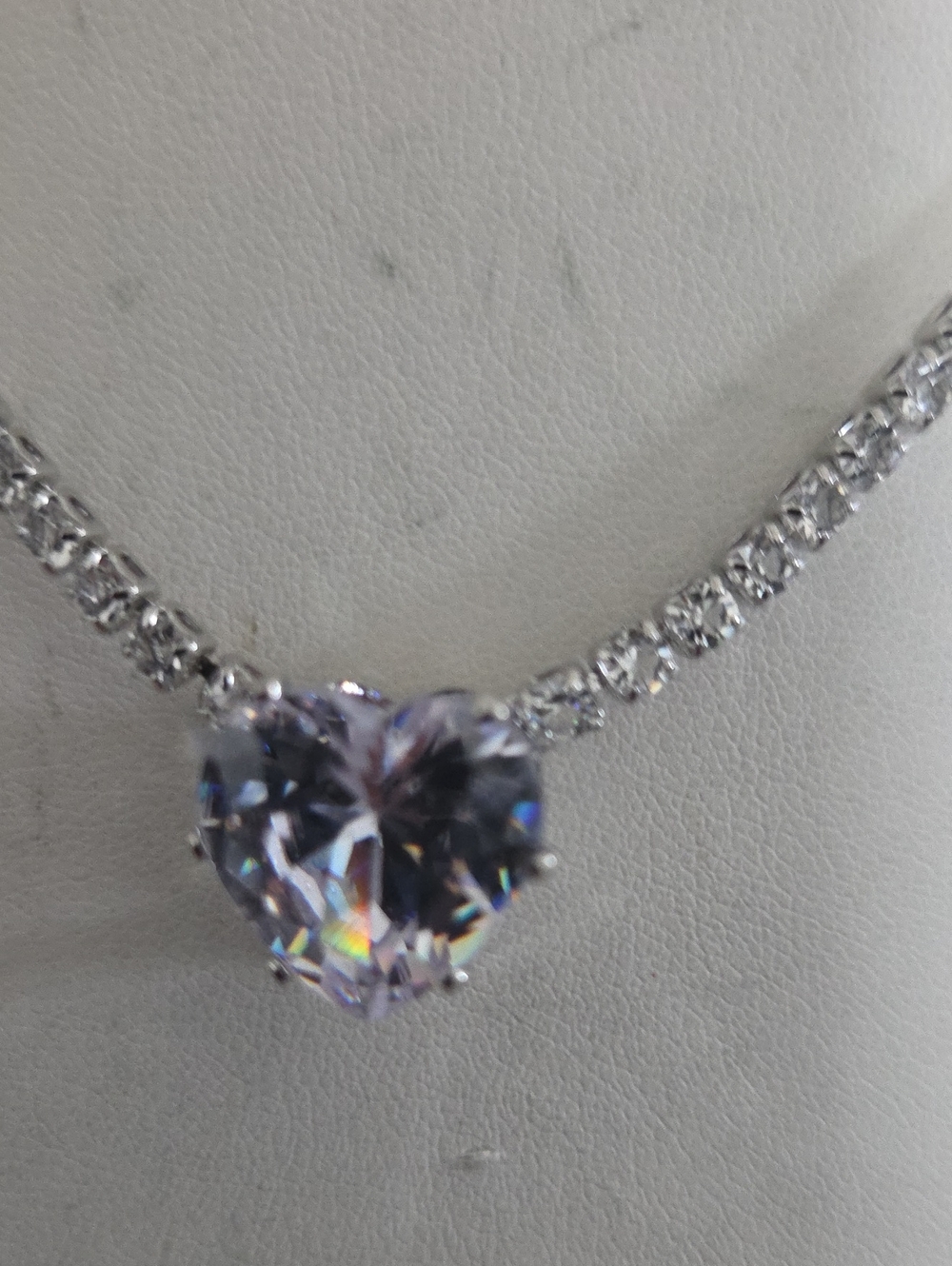 Paparazzi Flirty Fiance White Necklace NWT